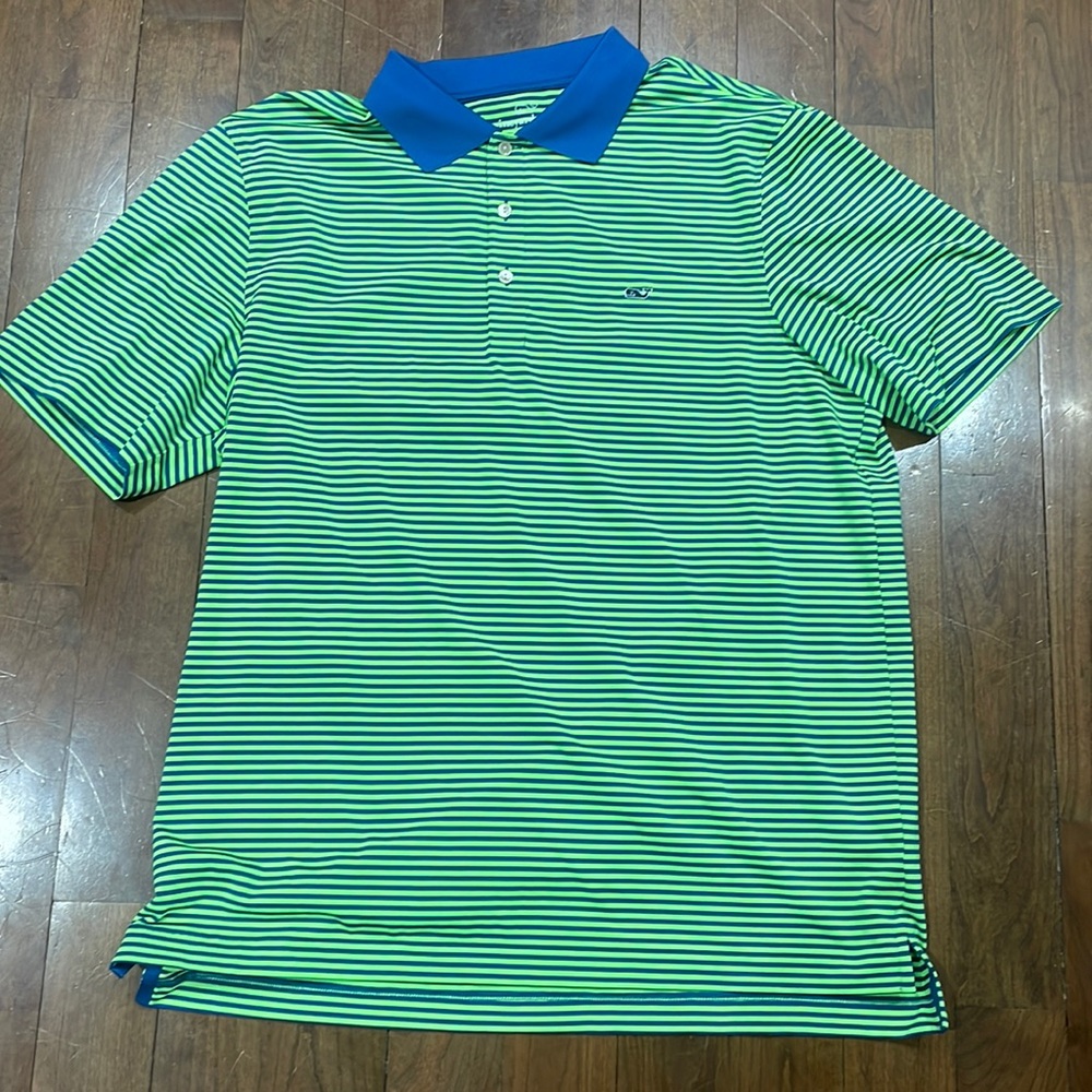 Men’s Vineyard Vines Polo. Size Large. Never Worn!